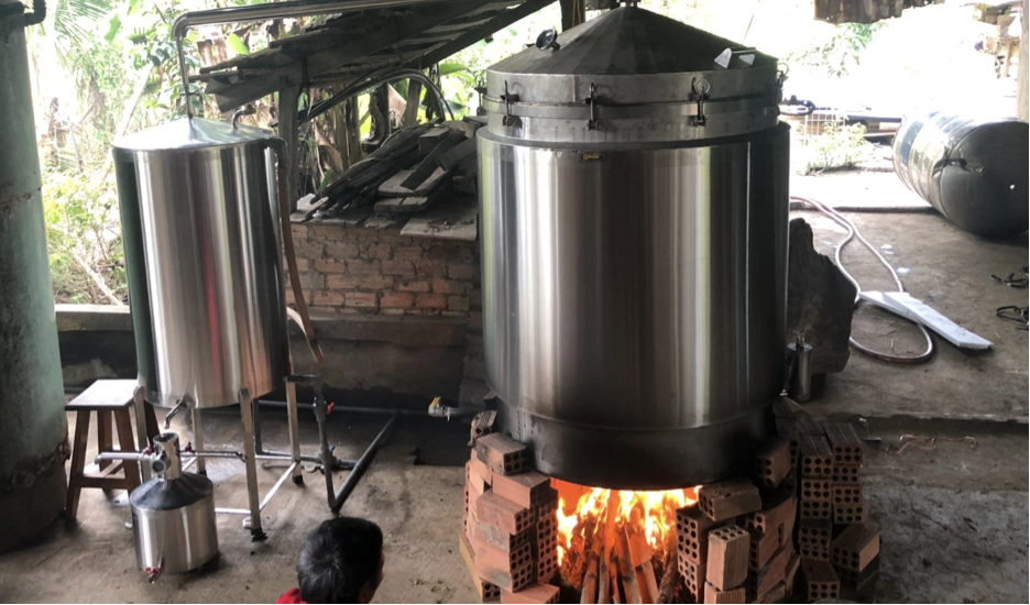 Modern Oud Distillation